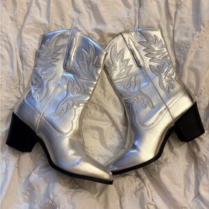 Forever 21 Silver Metallic Cowboy Boots